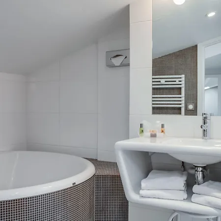 The Originals Boutique, Victoria, Szálloda