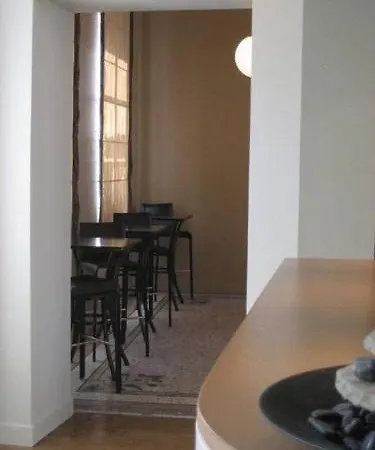 The Originals Boutique, Victoria, 3*