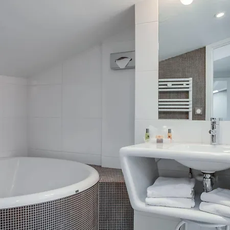 Hotell The Originals Boutique, Victoria, 3*