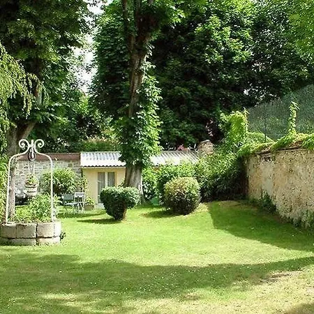 The Originals Boutique, Victoria, 3* Fontainebleau