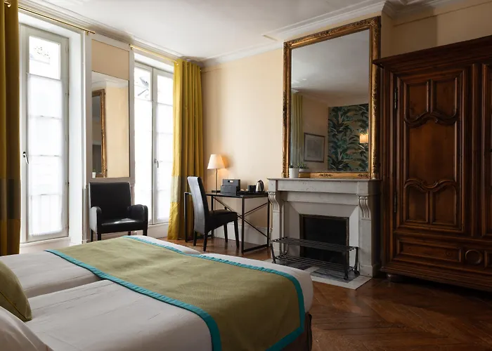 Hotel The Originals Boutique, Victoria, 3*