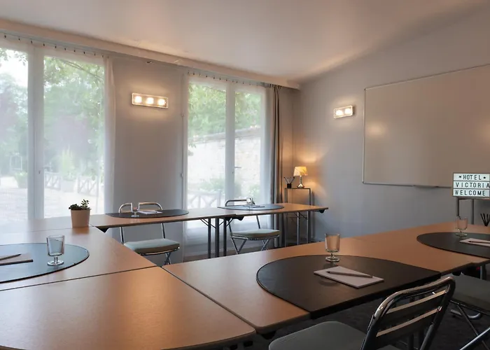 Hotel The Originals Boutique, Victoria, 3*