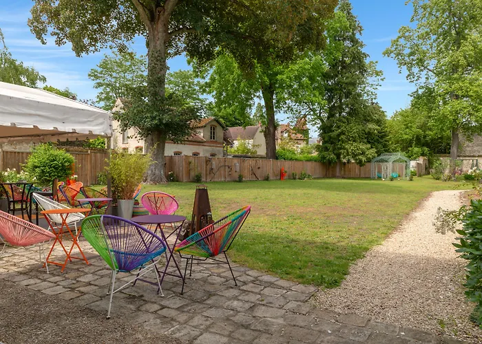 Hotel The Originals Boutique, Victoria, Fontainebleau