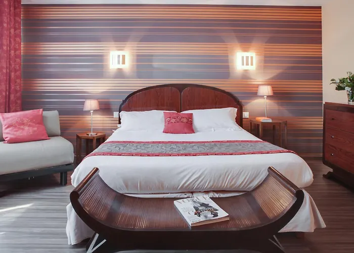 The Originals Boutique, Victoria, 3*