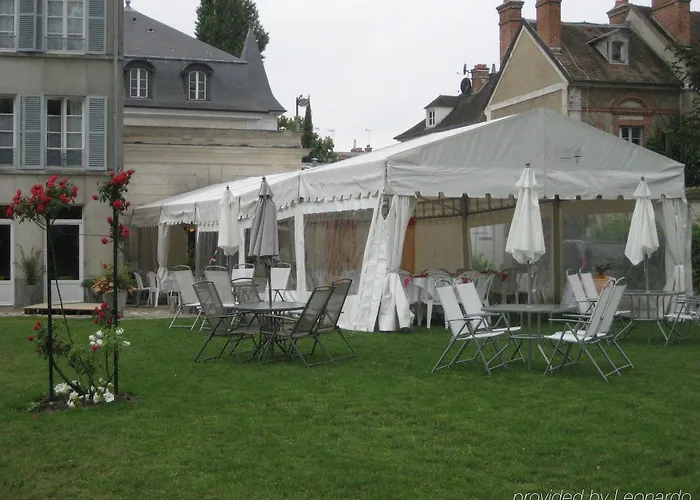 Hotel The Originals Boutique, Victoria,